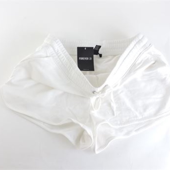 Combo Dynamite Top (sm) & Forever 21 Shorts (lrg) - Picture 5 of 7